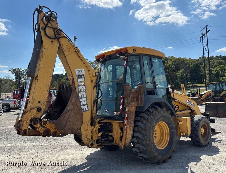 image for item DU1364 2004 John Deere 310SG backhoe