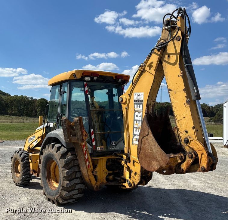 image for item DU1364 2004 John Deere 310SG backhoe