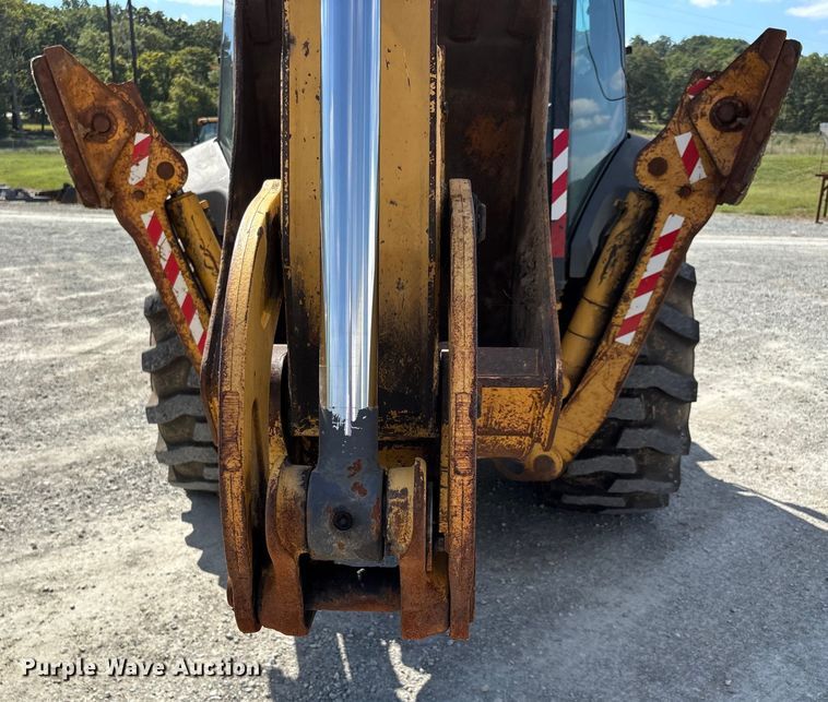 image for item DU1364 2004 John Deere 310SG backhoe