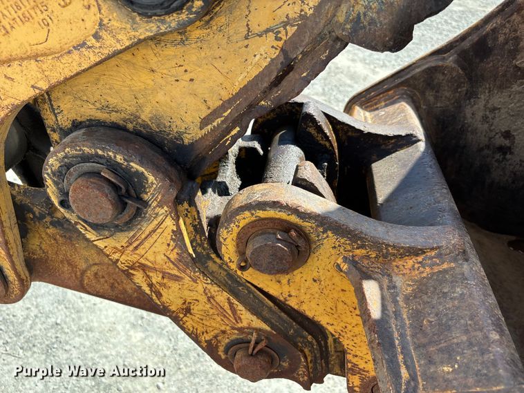 image for item DU1364 2004 John Deere 310SG backhoe