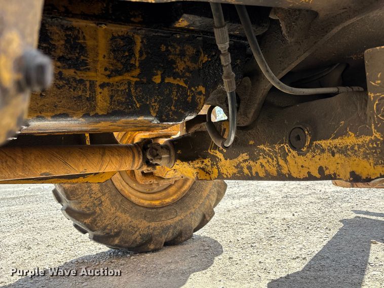 image for item DU1364 2004 John Deere 310SG backhoe