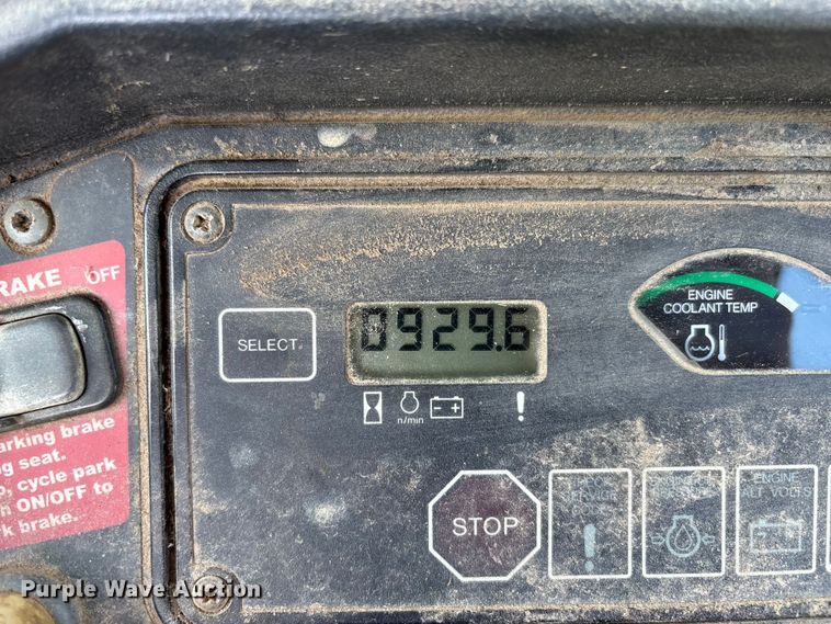 image for item DU1364 2004 John Deere 310SG backhoe