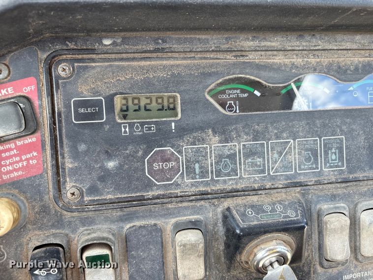 image for item DU1364 2004 John Deere 310SG backhoe