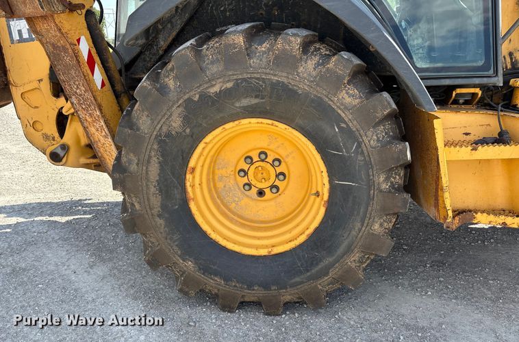 image for item DU1364 2004 John Deere 310SG backhoe