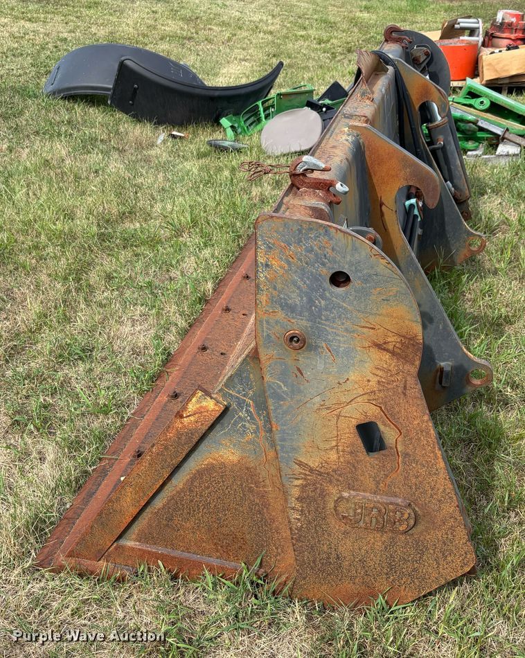 image for item DU1364 2004 John Deere 310SG backhoe