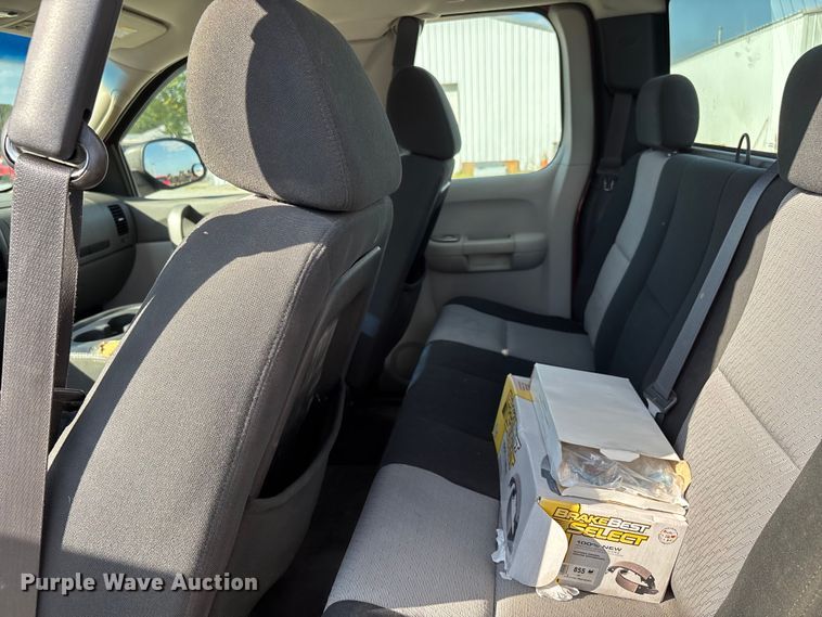 image for item DU1367 2007 Chevrolet Silverado 1500 Ext. Cab pickup truck