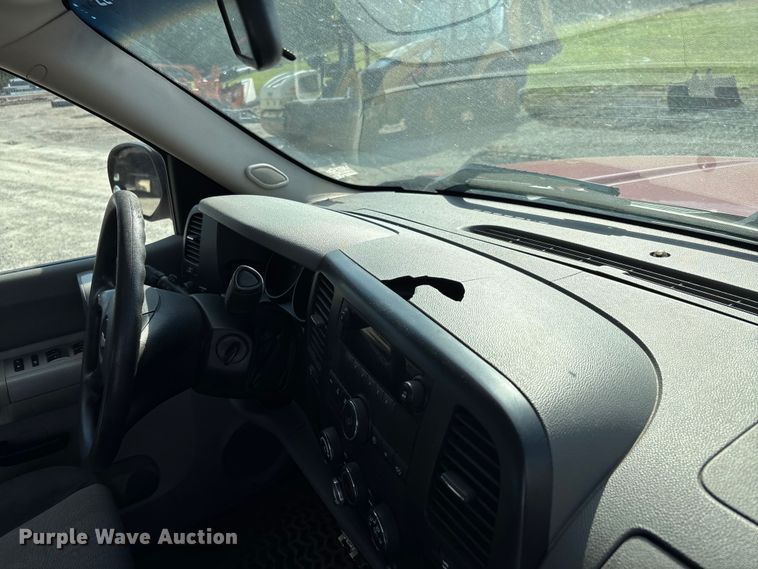 image for item DU1367 2007 Chevrolet Silverado 1500 Ext. Cab pickup truck