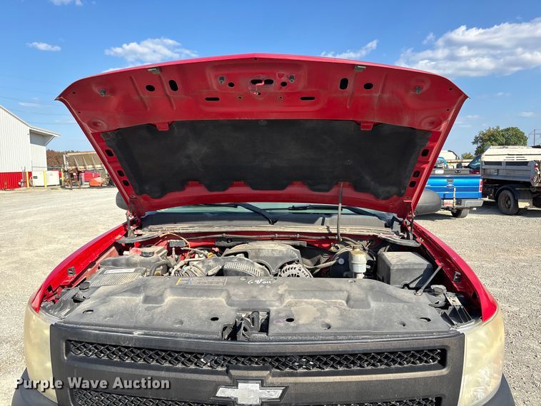 image for item DU1367 2007 Chevrolet Silverado 1500 Ext. Cab pickup truck