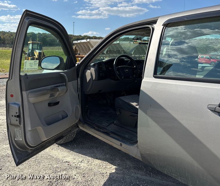 image for item DU1368 2009 Chevrolet Silverado 1500 Crew Cab pickup truck