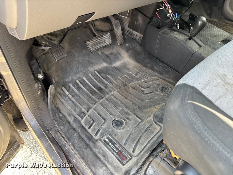 image for item DU1368 2009 Chevrolet Silverado 1500 Crew Cab pickup truck