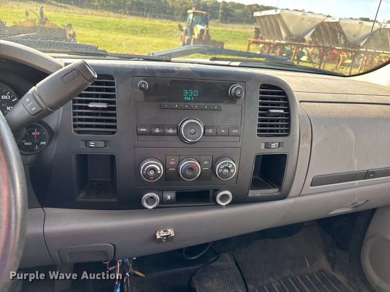 image for item DU1368 2009 Chevrolet Silverado 1500 Crew Cab pickup truck