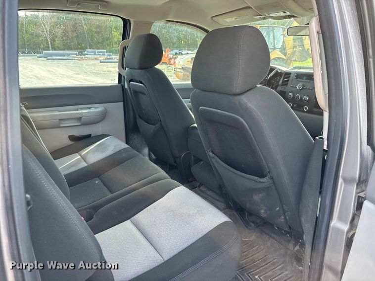 image for item DU1368 2009 Chevrolet Silverado 1500 Crew Cab pickup truck