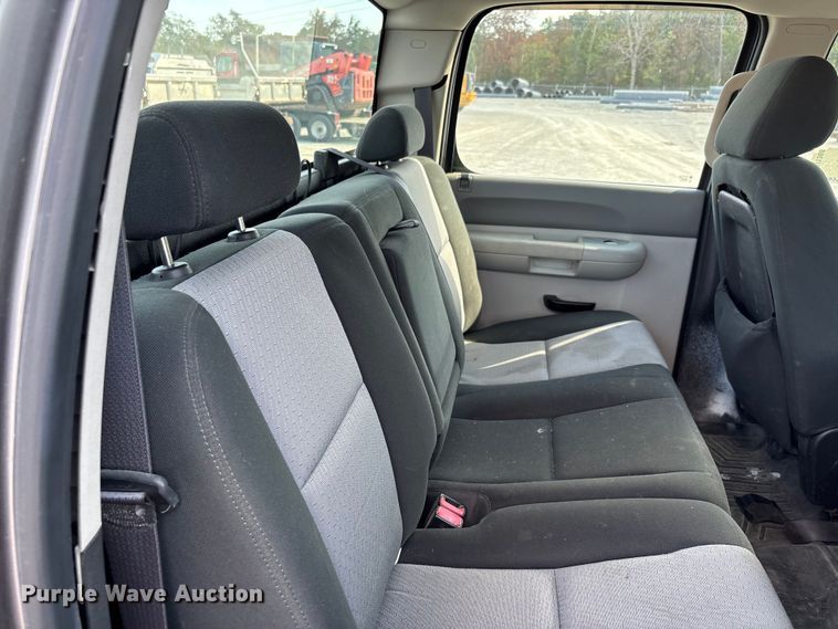 image for item DU1368 2009 Chevrolet Silverado 1500 Crew Cab pickup truck