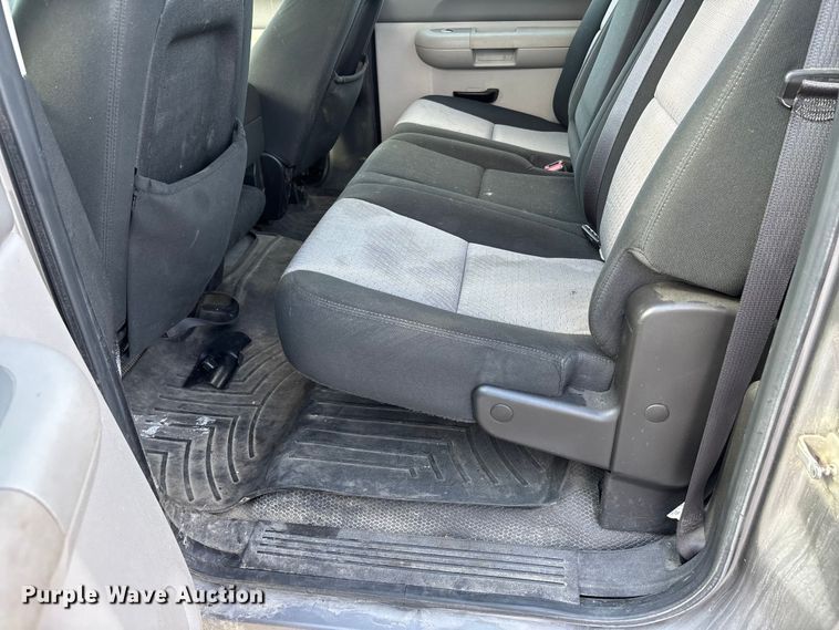 image for item DU1368 2009 Chevrolet Silverado 1500 Crew Cab pickup truck