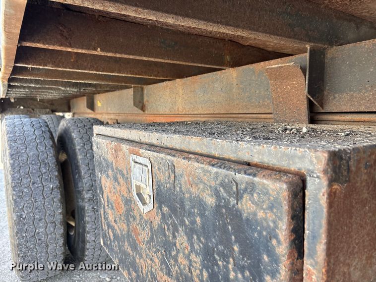 image for item DU1369 2007 International 7400 dump truck