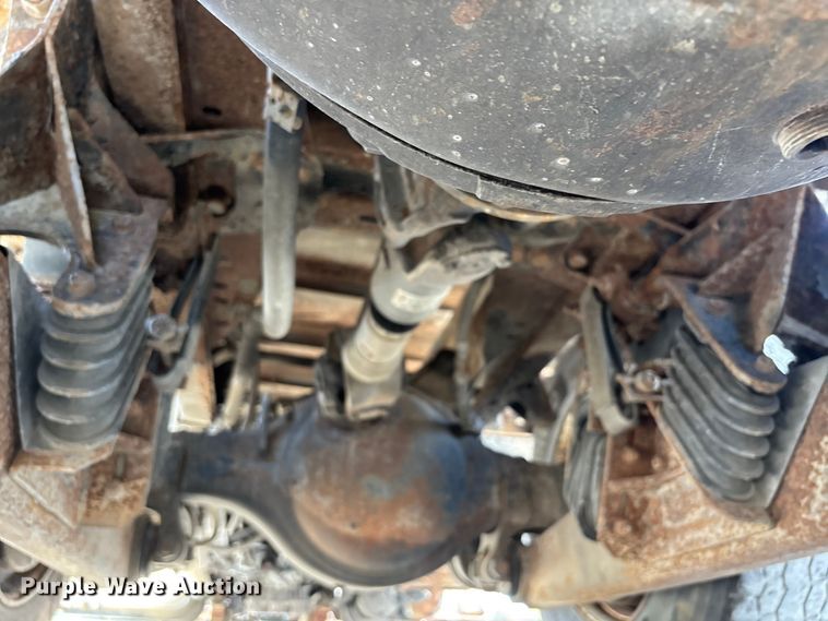 image for item DU1369 2007 International 7400 dump truck