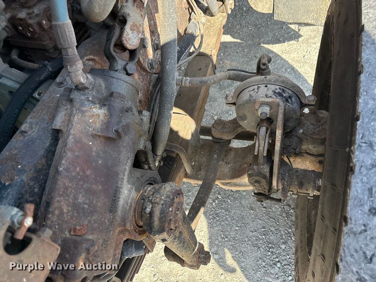 image for item DU1369 2007 International 7400 dump truck