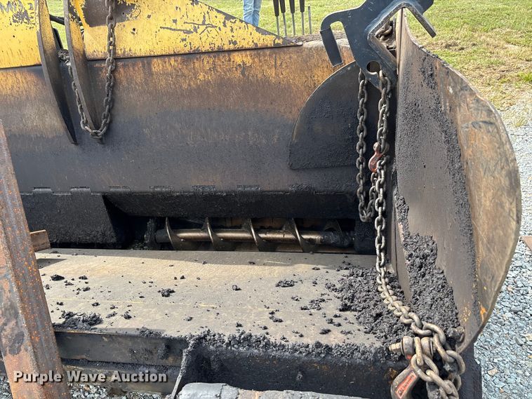 image for item DU1375 Bomag 413 paver