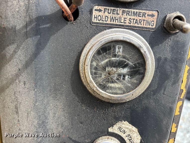 image for item DU1375 Bomag 413 paver