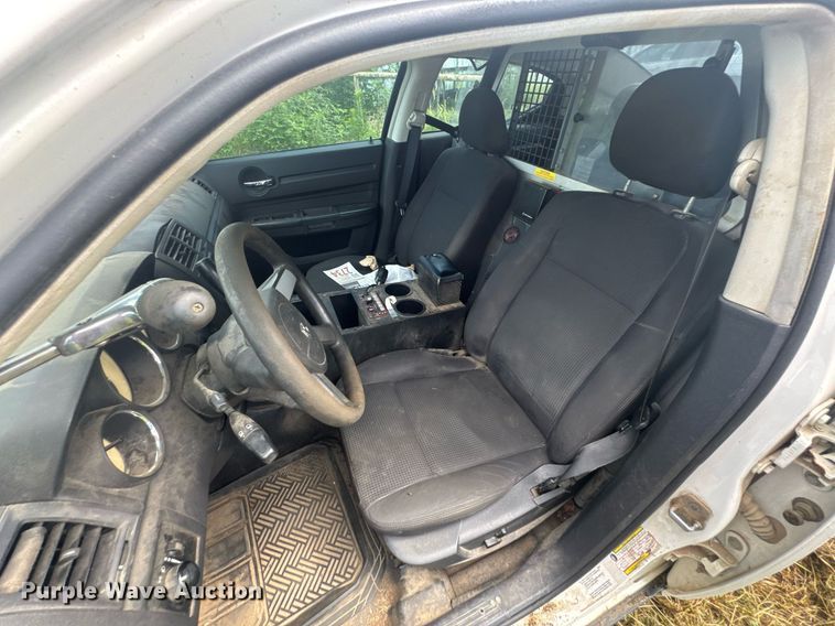 image for item DU9306 2010 Dodge Charger 