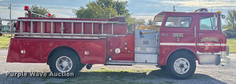 image for item DV5005 1979 Mack pumper fire truck