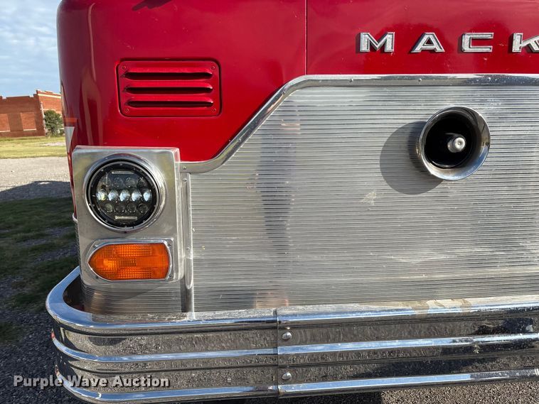 image for item DV5005 1979 Mack pumper fire truck