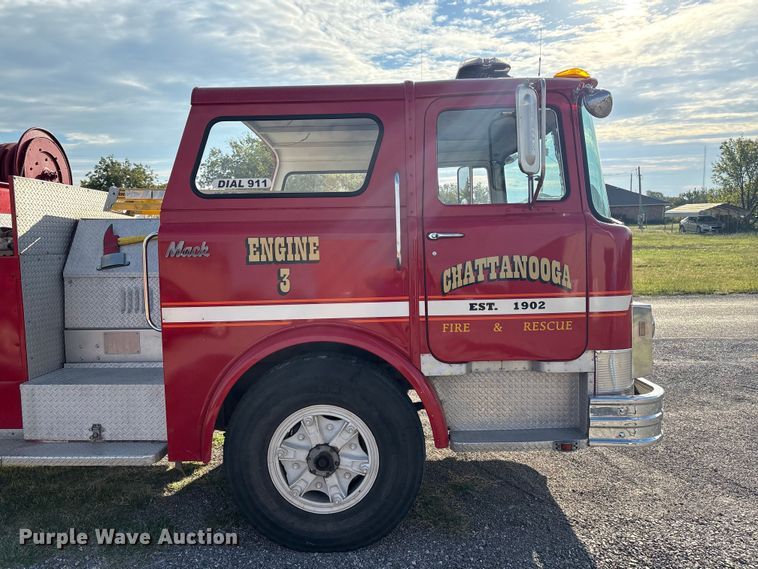 image for item DV5005 1979 Mack pumper fire truck