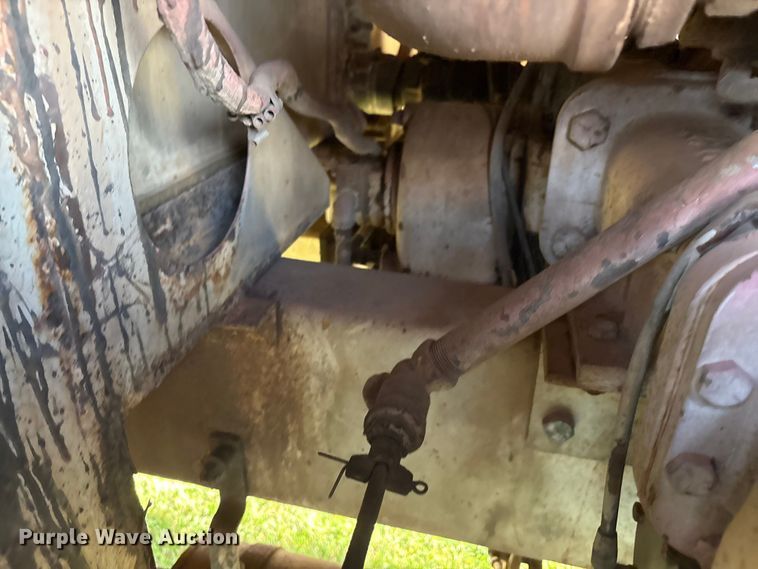 image for item DV5005 1979 Mack pumper fire truck