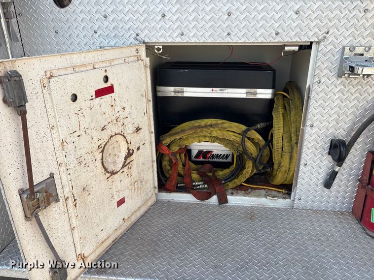 image for item DV5005 1979 Mack pumper fire truck