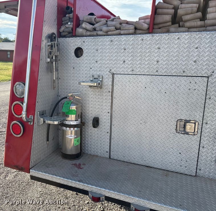 image for item DV5005 1979 Mack pumper fire truck