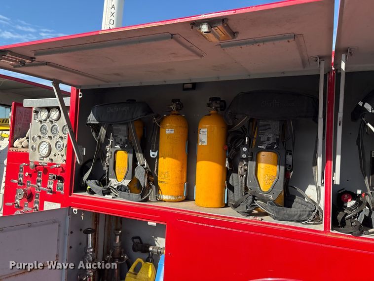 image for item DV5005 1979 Mack pumper fire truck