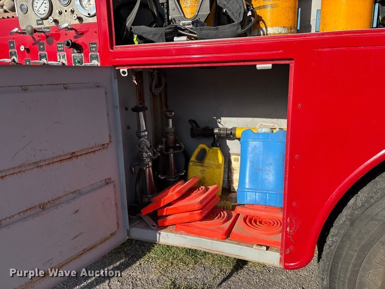 image for item DV5005 1979 Mack pumper fire truck