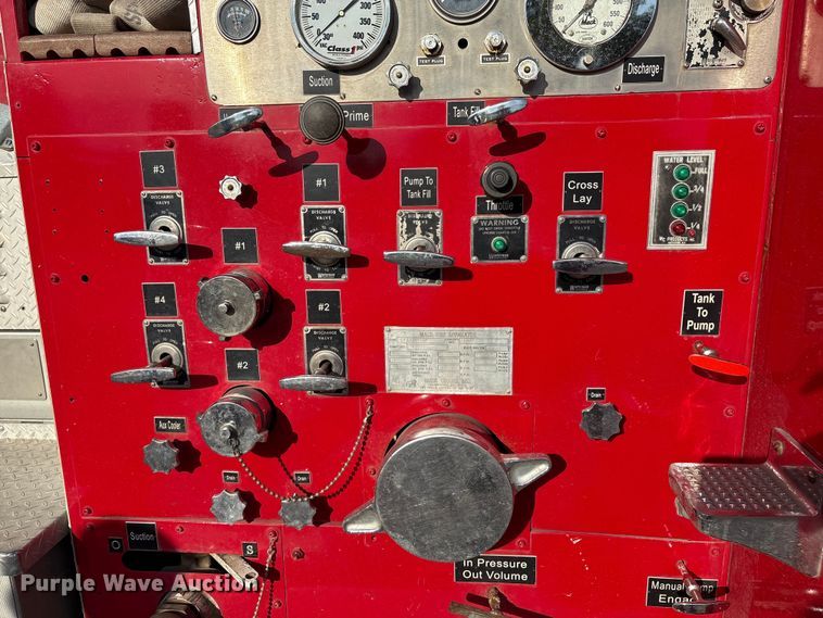 image for item DV5005 1979 Mack pumper fire truck