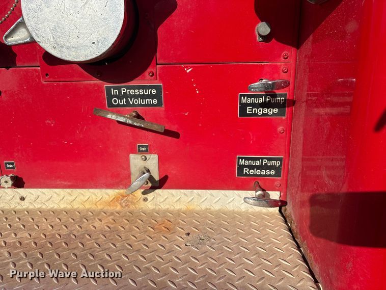 image for item DV5005 1979 Mack pumper fire truck