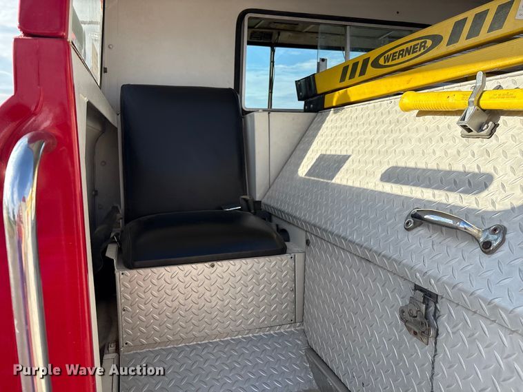 image for item DV5005 1979 Mack pumper fire truck