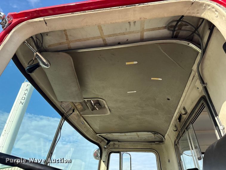 image for item DV5005 1979 Mack pumper fire truck