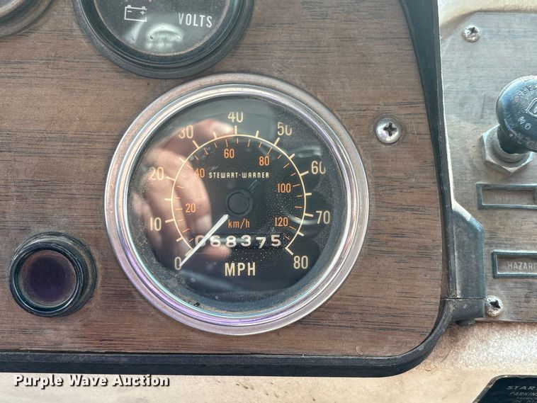 image for item DV5005 1979 Mack pumper fire truck