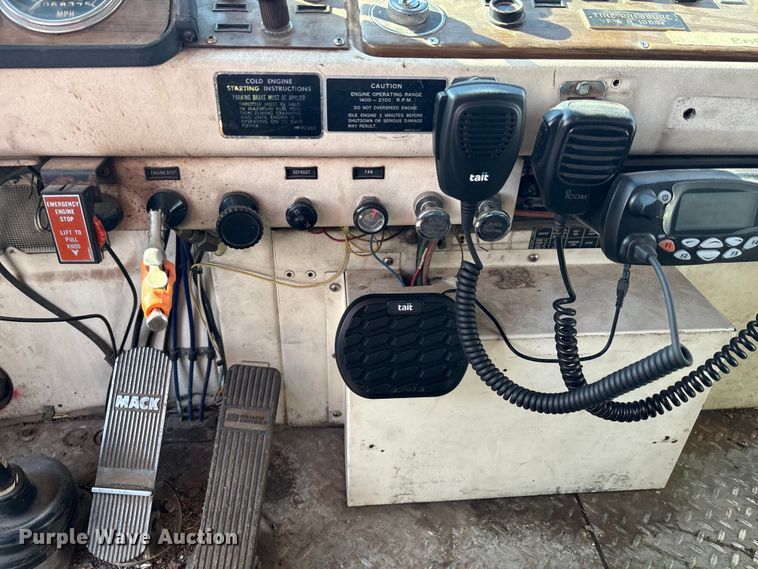 image for item DV5005 1979 Mack pumper fire truck