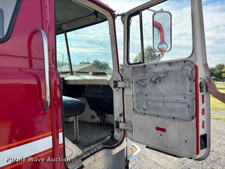 image for item DV5005 1979 Mack pumper fire truck