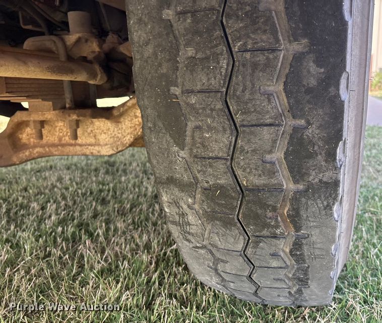 image for item DV5005 1979 Mack pumper fire truck