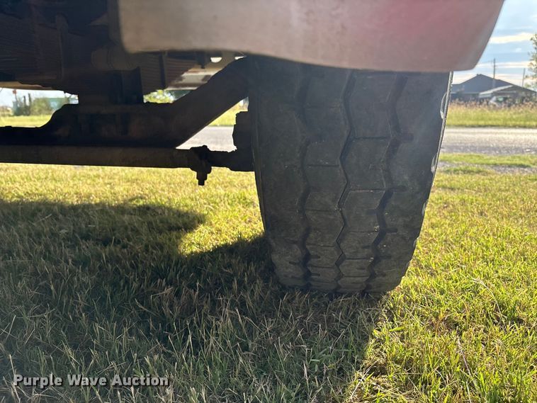 image for item DV5005 1979 Mack pumper fire truck