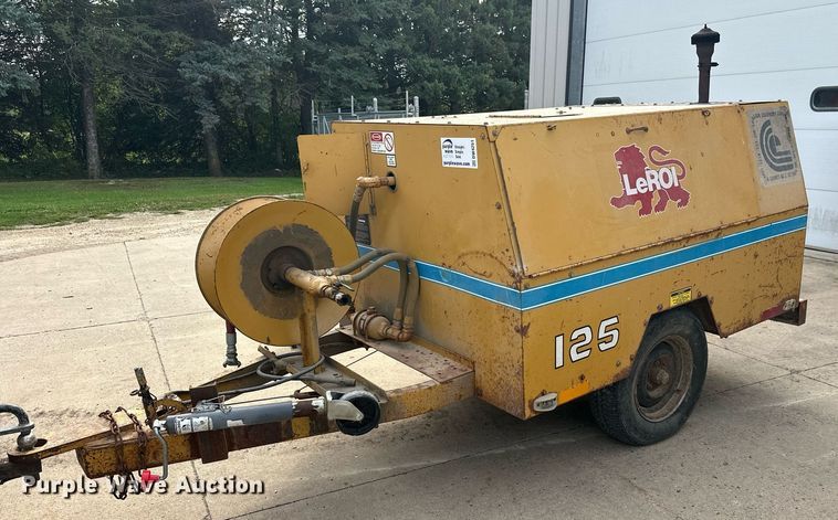image for item DW4251 1988 Leroi 125 air compressor