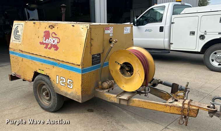 image for item DW4251 1988 Leroi 125 air compressor