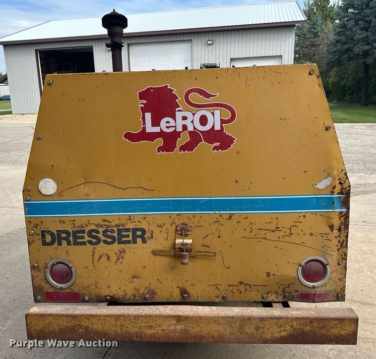image for item DW4251 1988 Leroi 125 air compressor