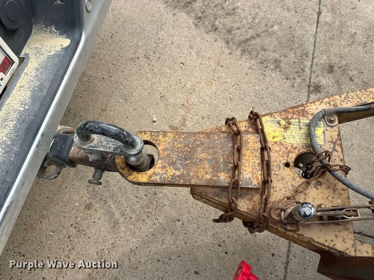 image for item DW4251 1988 Leroi 125 air compressor