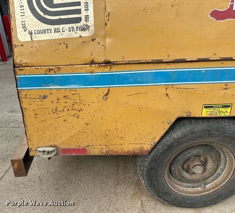 image for item DW4251 1988 Leroi 125 air compressor