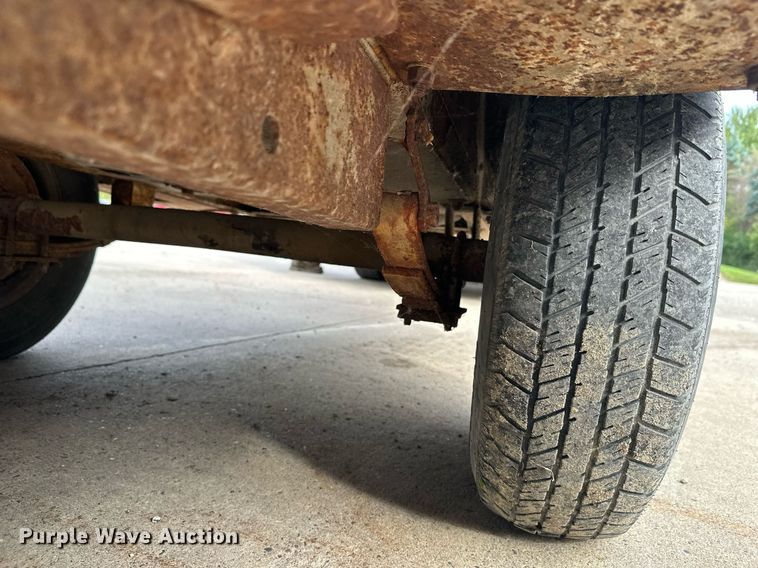 image for item DW4251 1988 Leroi 125 air compressor