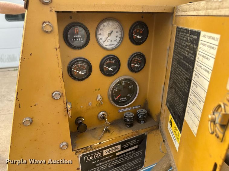 image for item DW4251 1988 Leroi 125 air compressor