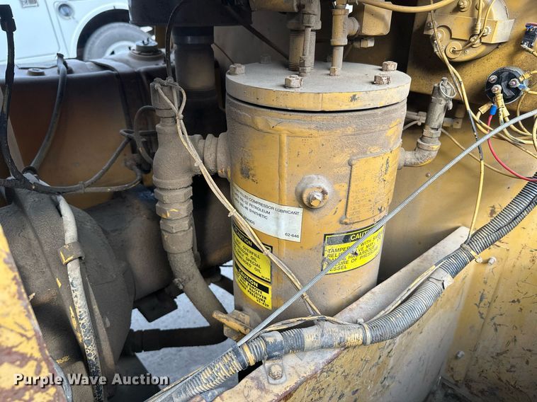 image for item DW4251 1988 Leroi 125 air compressor