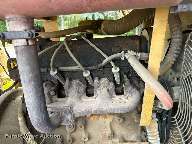 image for item DW4251 1988 Leroi 125 air compressor